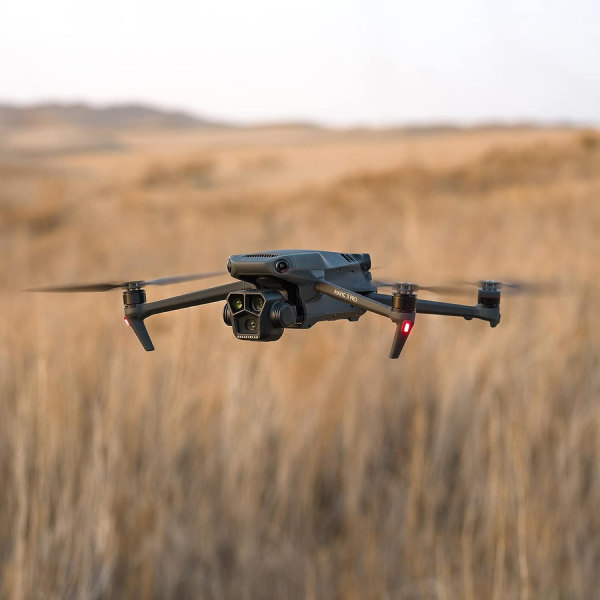 DJI Mavic 3 Pro (DJI RC)