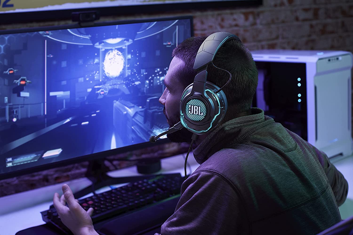JBL Quantum ONE - Over-Ear Performance Gaming Headset with Active Noise Cancelling (Wired)